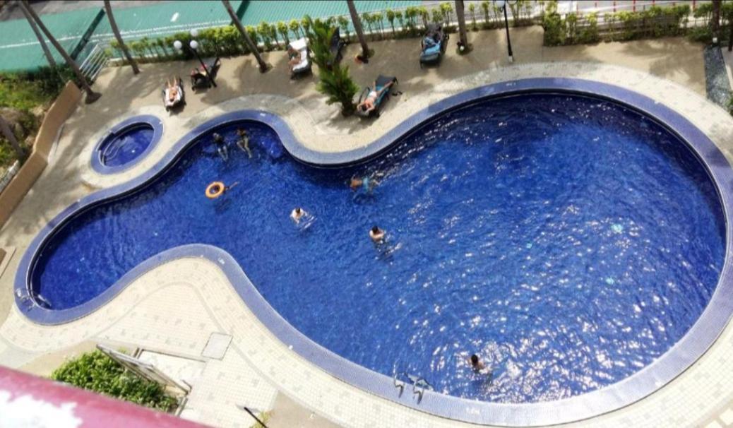 PoolView Resort Batu Ferringhi 502 - 2 Bedroom Buitenkant foto